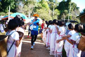 BIB: 
                            <button type="button" onclick="openModal(19056015)" class="btn btn-primary btn-sm float-right btn-popup" data-toggle="modal" data-target=".modal-high-quality">
                        <i class="fas fa-shopping-cart"></i> Add to Cart
                    </button>
                                            <button type="button" onclick="isThisMe(19056015, true)" class="btn btn-success btn-sm float-right btn-popup btn-isme hidden" data-toggle="tooltip" data-placement="bottom" title="นี่คือรูปของคุณใช่ไหม คลิกที่นี่เพื่อเอาเข้าอัลบั้ม">
                        <i class="fas fa-plus"></i> Add to album
                    </button>
                    <button type="button" onclick="isThisMe(19056015, false)" class="btn btn-warning btn-sm float-right btn-popup btn-isnotme hidden">
                        <i class="fas fa-ban"></i> Remove from album
                    </button>